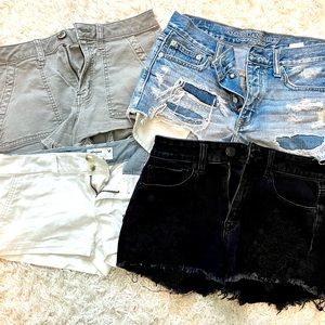 American Eagle Outfitters short lots. Size 2